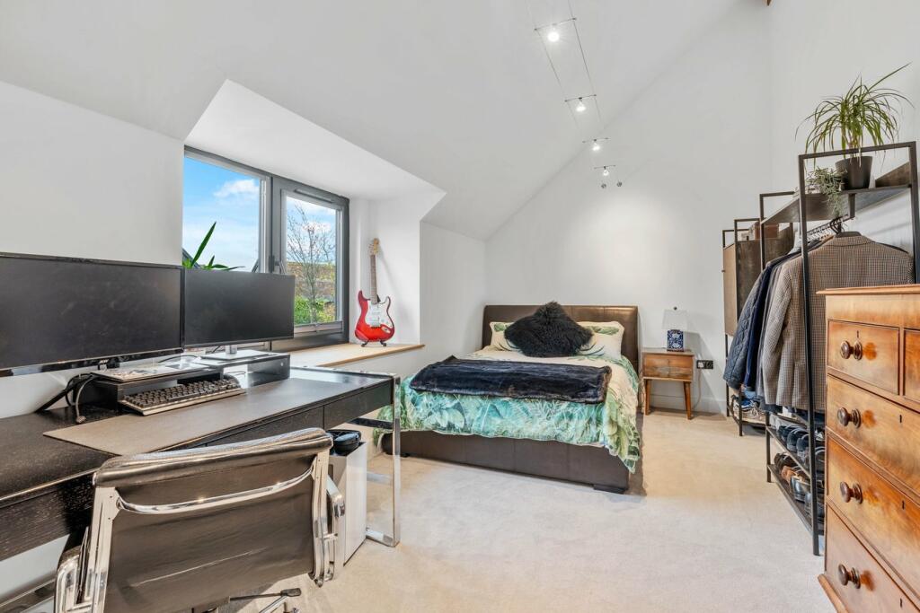 Additional property image - Bilton Fields Farm Lane, Rugby, CV22
