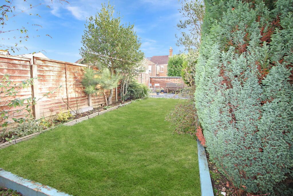 Additional property image - Grosvenor Road, Rugby, CV21
