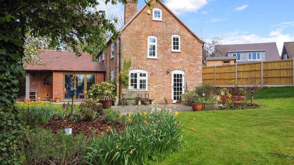 Main image of property: Manor Drive, Stretton on Dunsmore, Rugby, CV23