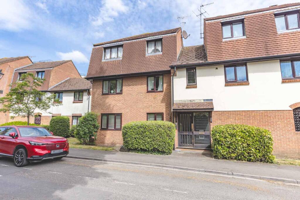 Main image of property: Victoria Street, Slough, SL1