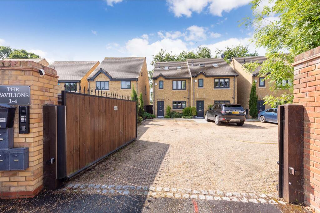 Main image of property: Rectory Close, Farnham Royal, SL2