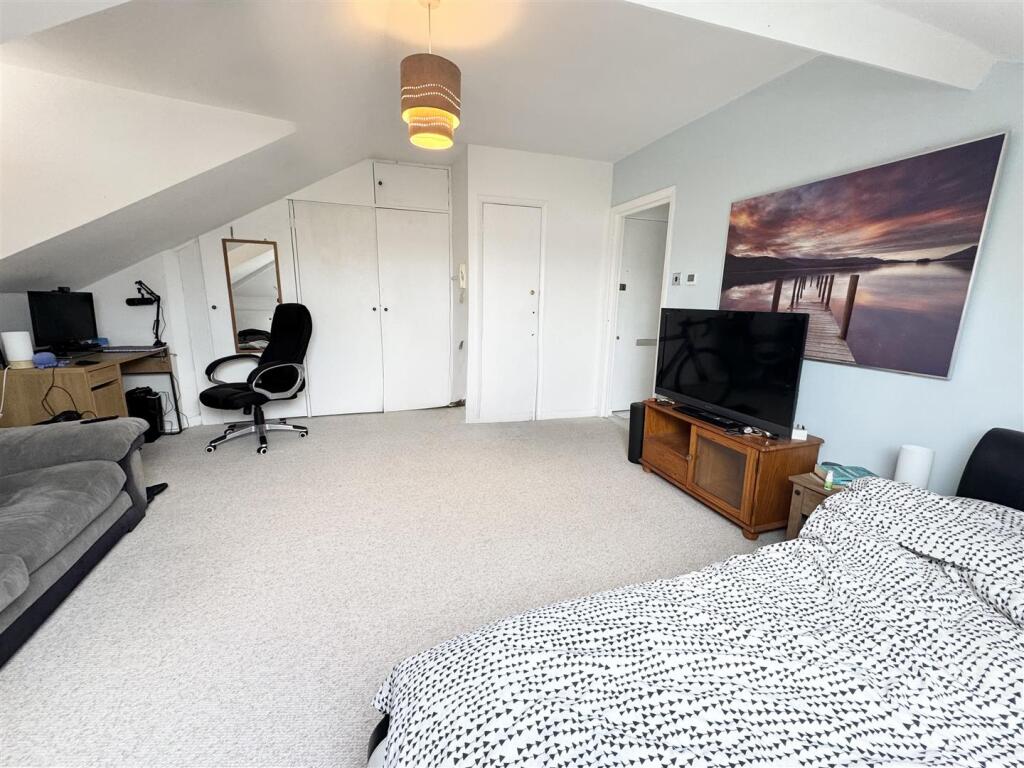 Main image of property: Heene Terrace, Worthing