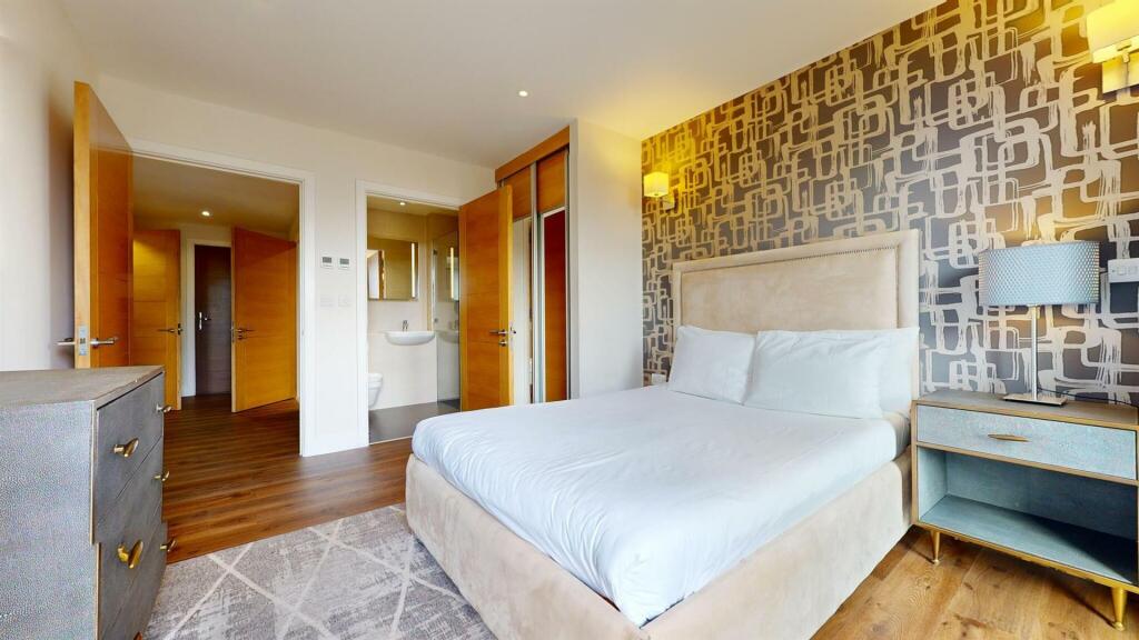 Main image of property: 80 Back Church Lane, Twyne House Apartments, London