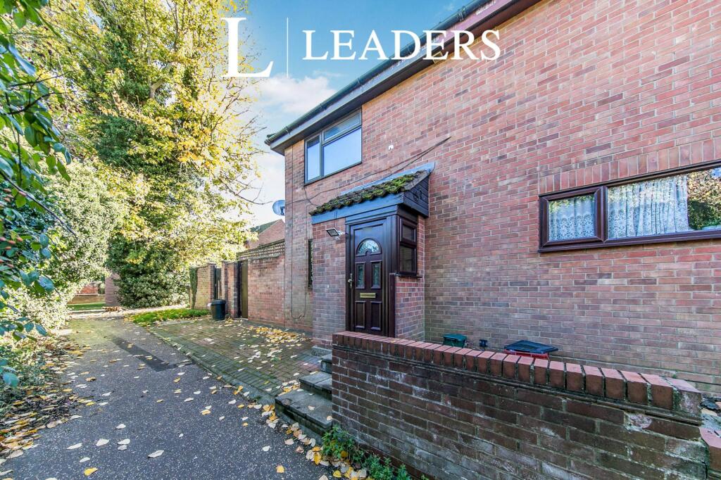 Main image of property: Malthouse Road, Manningtree, Essex, CO11