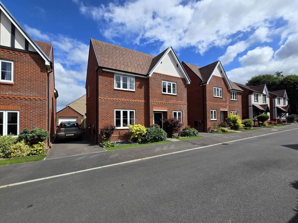 Main image of property: Colwill Walk, Bideford