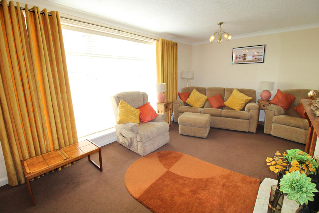 4 bedroom bungalow for sale in Chestnut Drive, Danygraig, Porthcawl, CF36 5AD, CF36