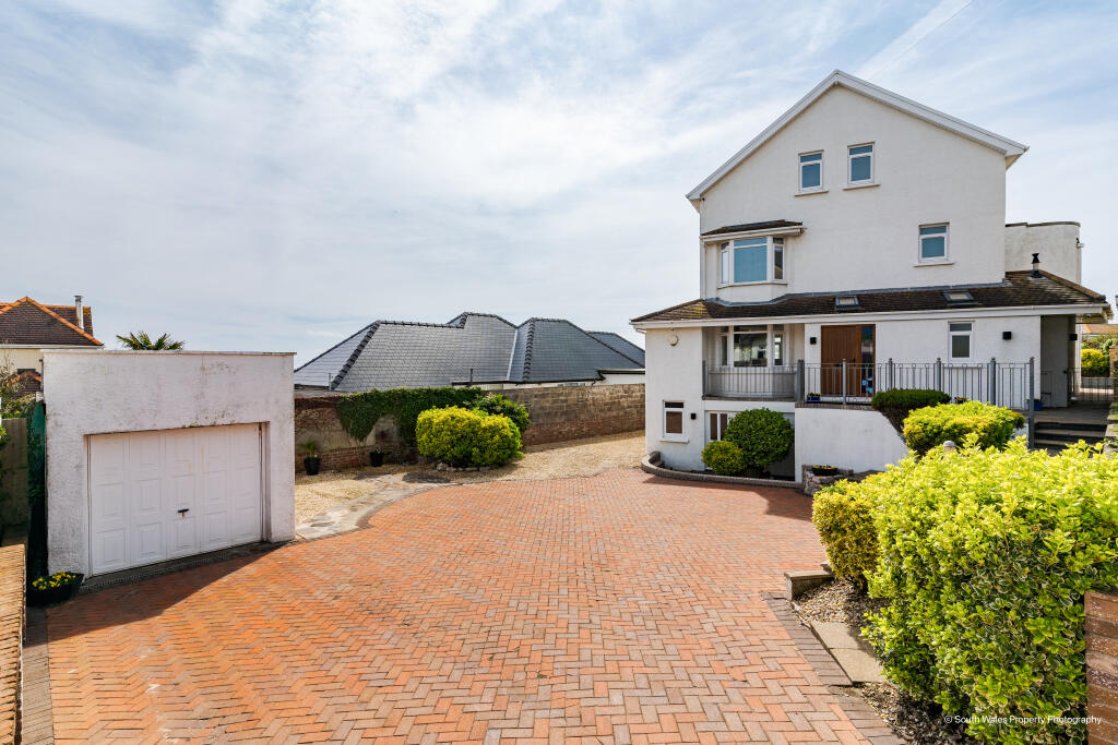 Additional property image - SPRINGFIELD AVENUE, PORTHCAWL, CF36 3LB