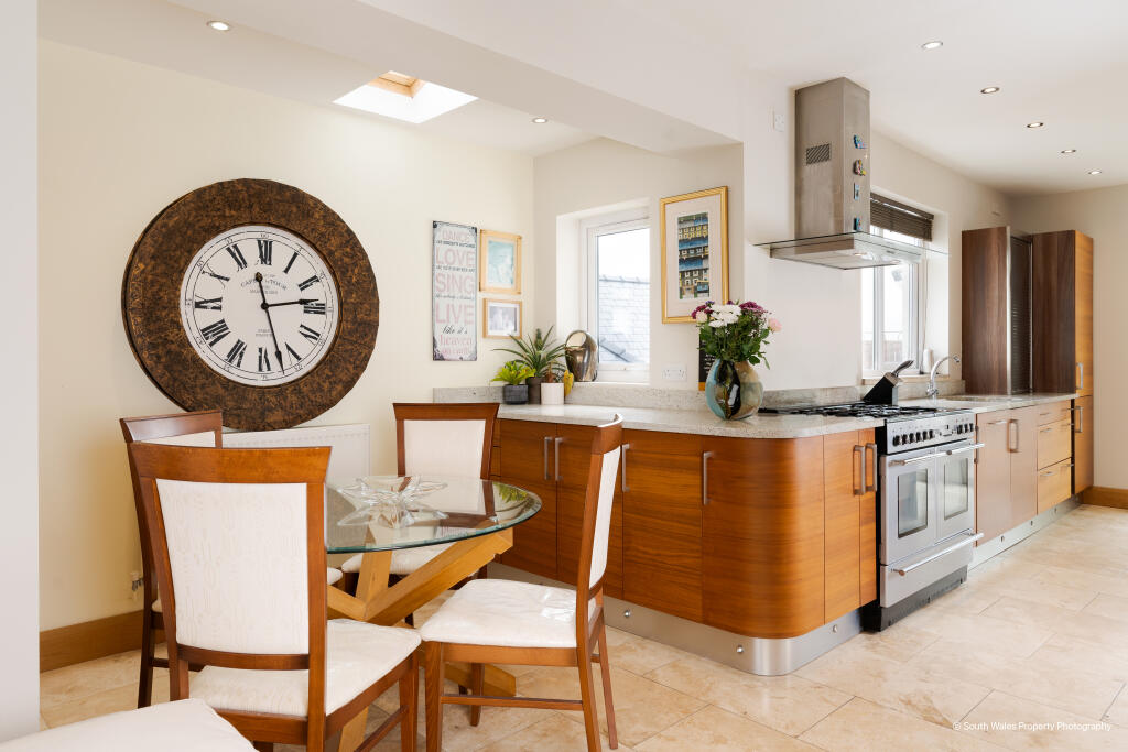 Additional property image - SPRINGFIELD AVENUE, PORTHCAWL, CF36 3LB