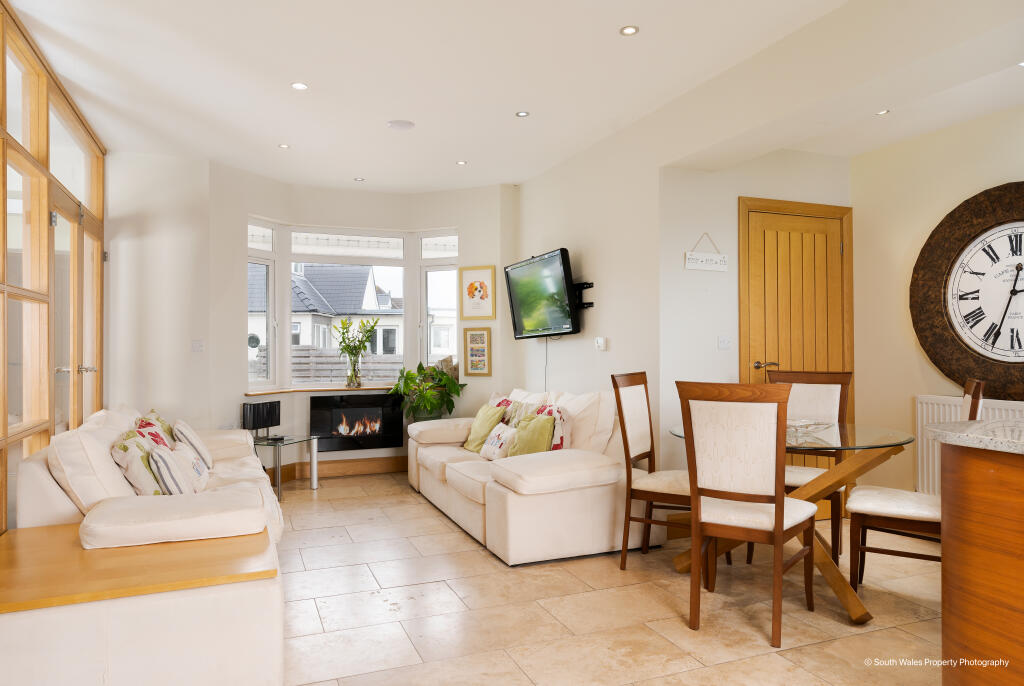 Additional property image - SPRINGFIELD AVENUE, PORTHCAWL, CF36 3LB