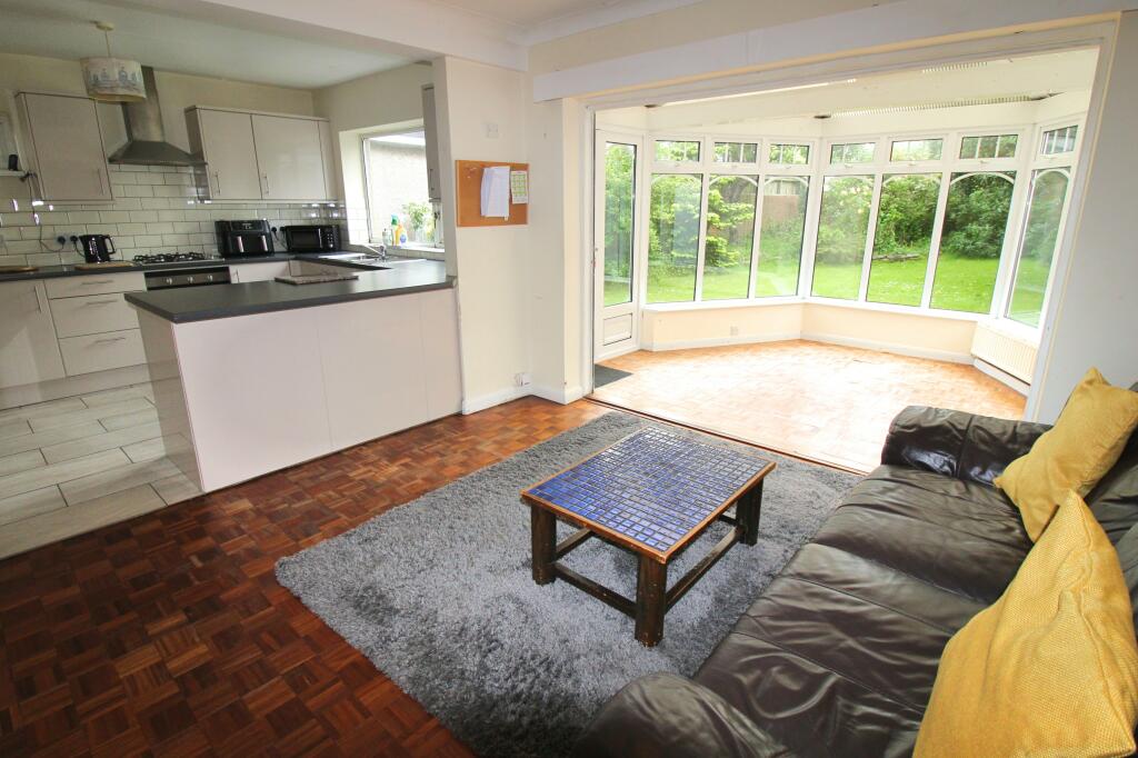 Additional property image - CARLTON PLACE, PORTHCAWL, CF36 3ET