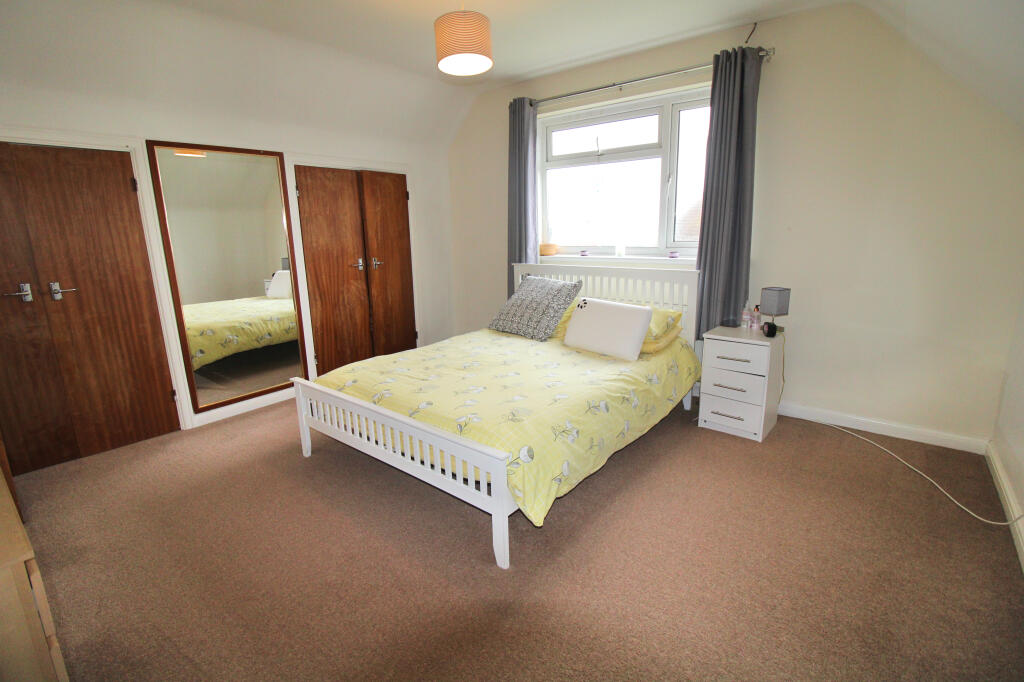 Additional property image - CARLTON PLACE, PORTHCAWL, CF36 3ET