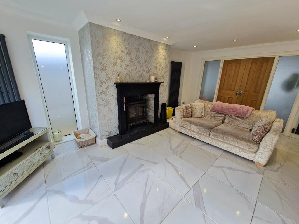 Additional property image - LONG ACRE DRIVE, NOTTAGE, PORTHCAWL, CF36 3SB