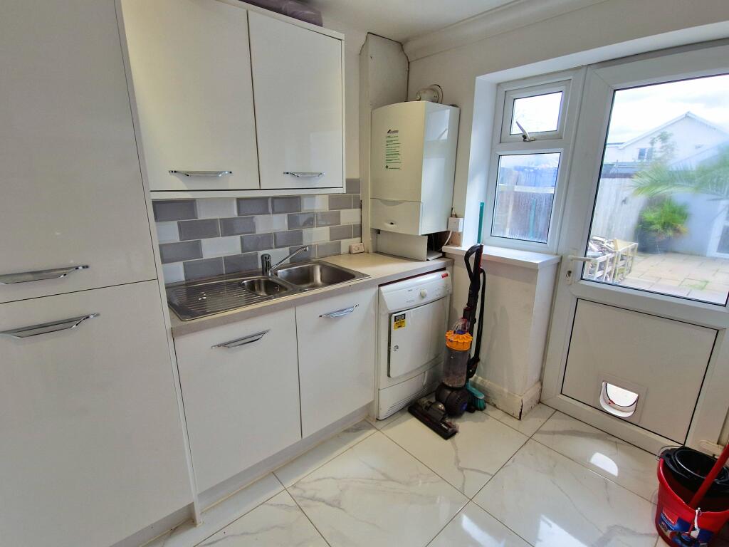 Additional property image - LONG ACRE DRIVE, NOTTAGE, PORTHCAWL, CF36 3SB