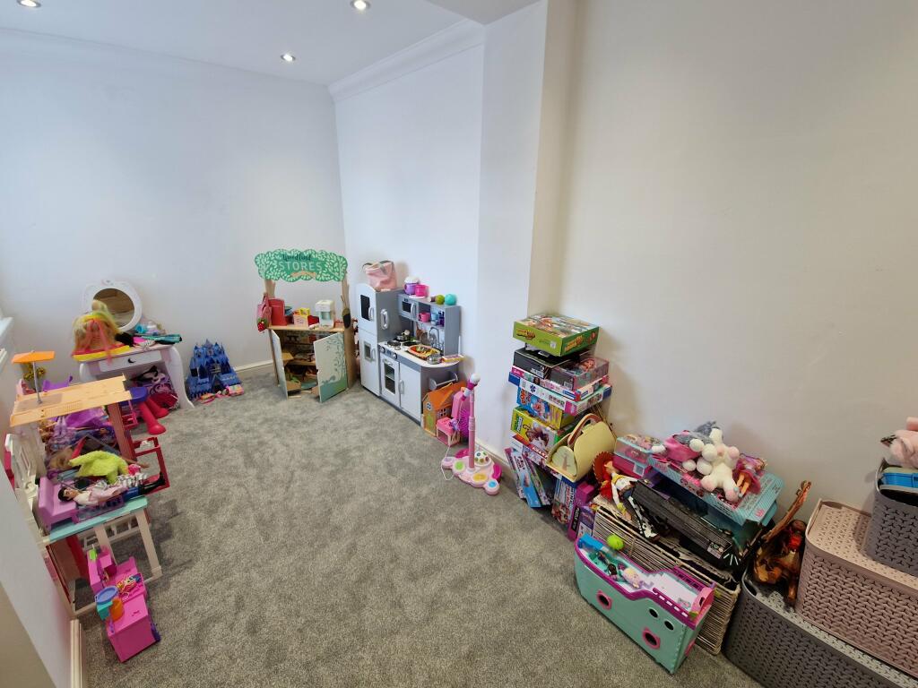 Additional property image - LONG ACRE DRIVE, NOTTAGE, PORTHCAWL, CF36 3SB