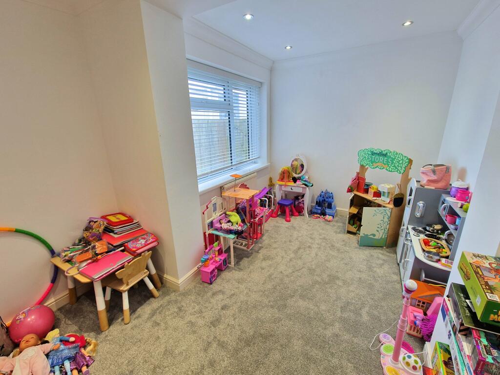 Additional property image - LONG ACRE DRIVE, NOTTAGE, PORTHCAWL, CF36 3SB