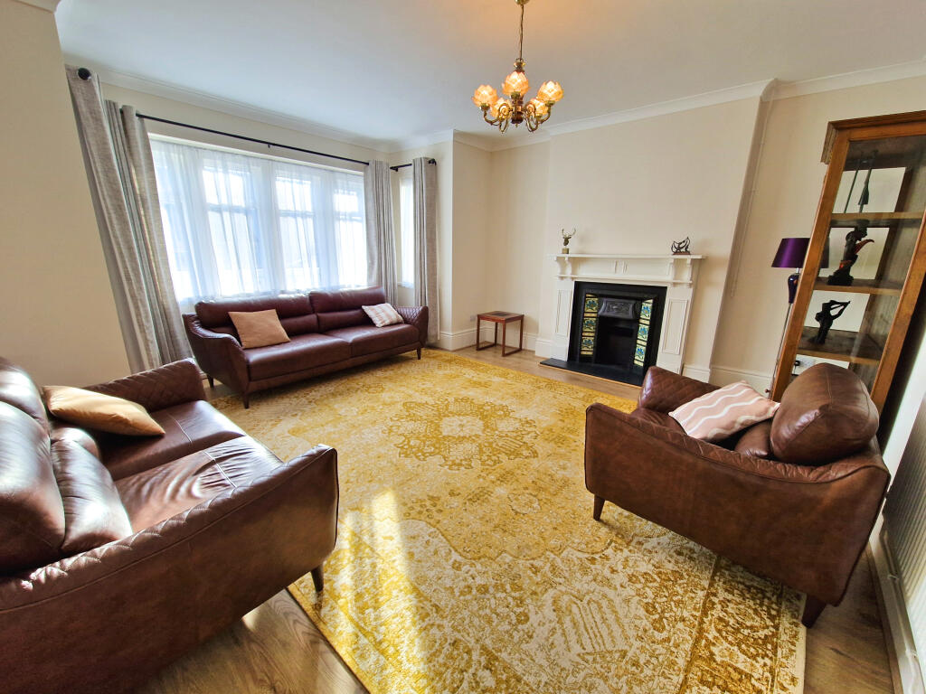 Additional property image - BLUNDELL AVENUE, PORTHCAWL, CF36 3YY