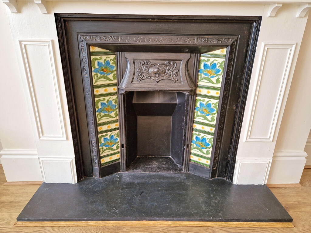Additional property image - BLUNDELL AVENUE, PORTHCAWL, CF36 3YY