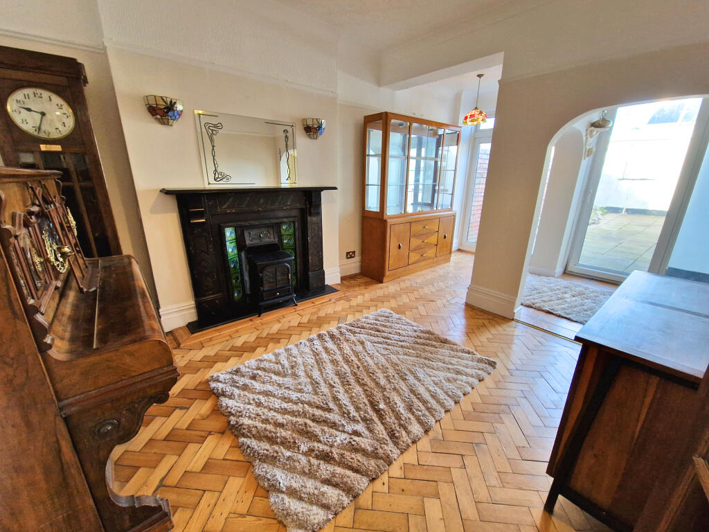 Additional property image - BLUNDELL AVENUE, PORTHCAWL, CF36 3YY