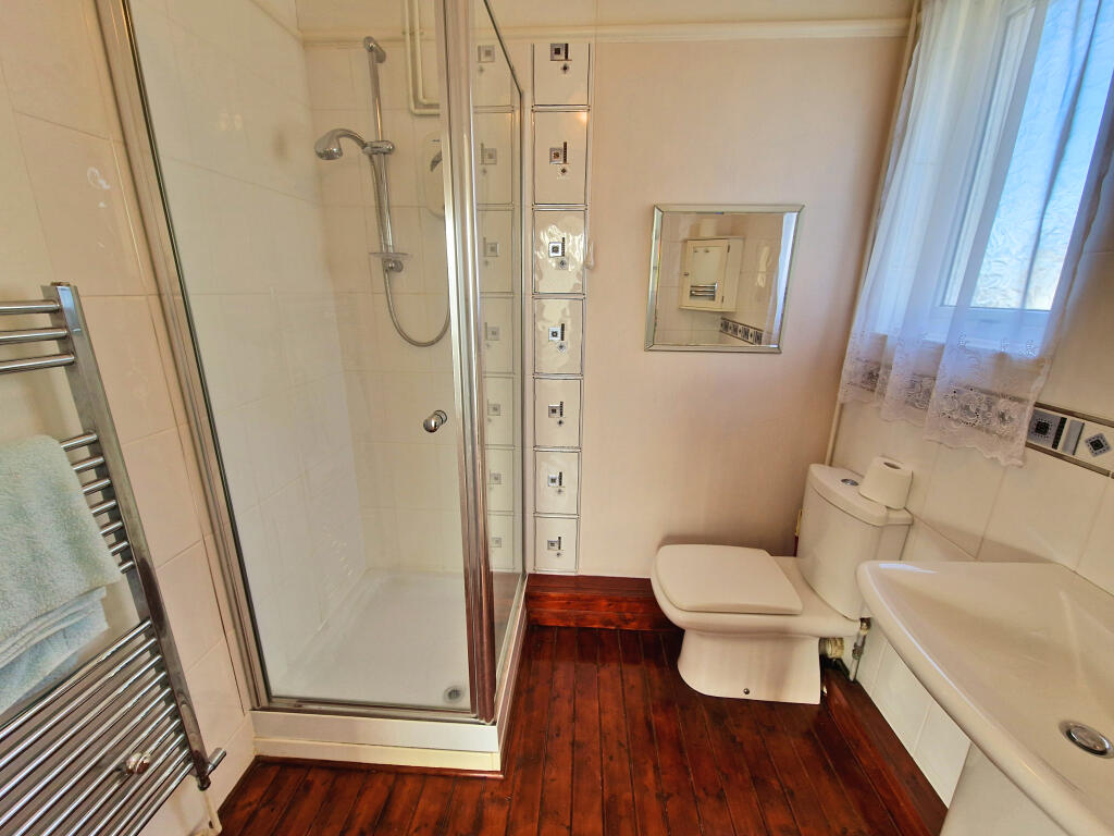 Additional property image - BLUNDELL AVENUE, PORTHCAWL, CF36 3YY