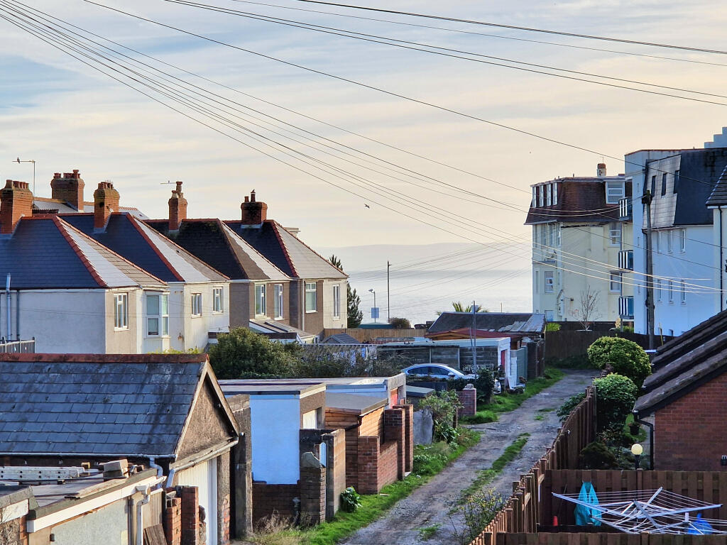 Additional property image - BLUNDELL AVENUE, PORTHCAWL, CF36 3YY