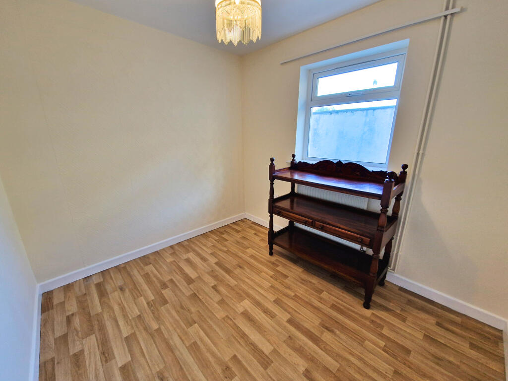 Additional property image - BLUNDELL AVENUE, PORTHCAWL, CF36 3YY