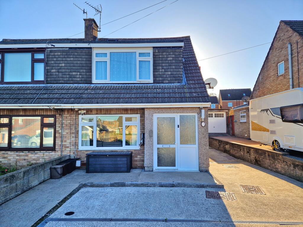 Main image of property: MOUNTAIN VIEW, NORTH CORNELLY, CF33 4EG