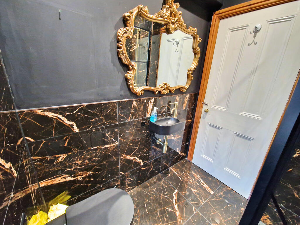 Additional property image - SUFFOLK PLACE, PORTHCAWL, CF36 3EB