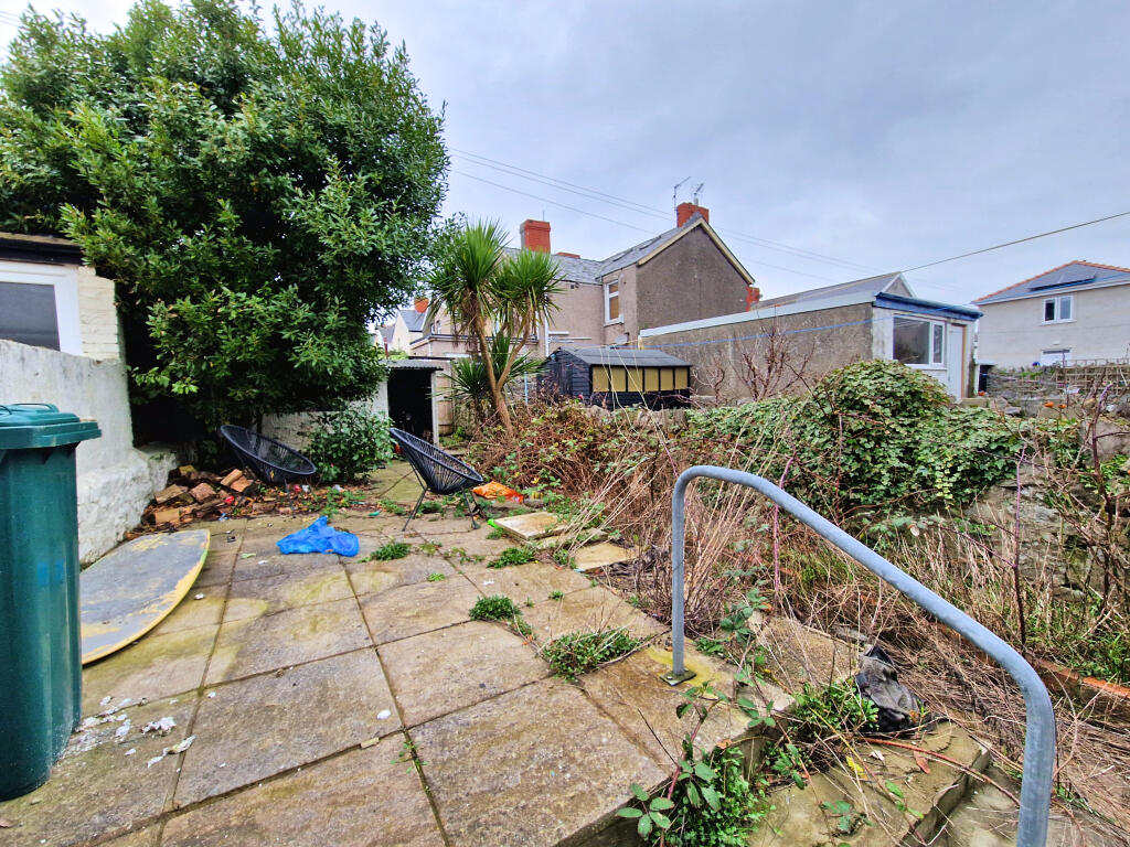 Additional property image - SUFFOLK PLACE, PORTHCAWL, CF36 3EB