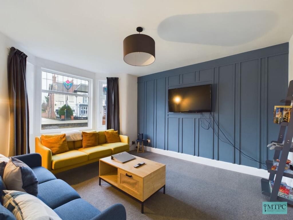 Main image of property: Heworth Green, York