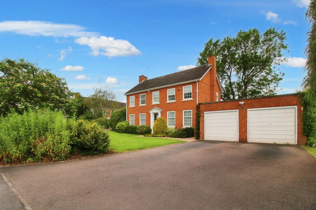 Main image of property: Cranborne Gardens, Oadby