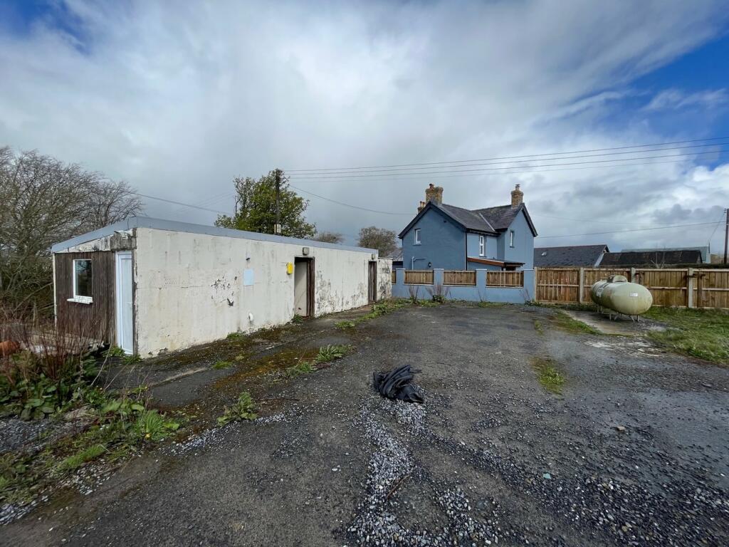 3 bedroom smallholding for sale in Pentre'r Bryn, Nr New Quay , SA44