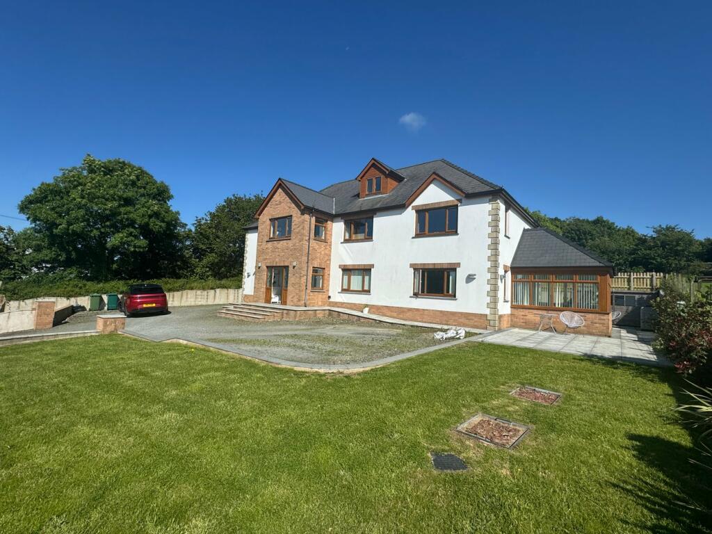5 bedroom detached house for sale in Pontgarreg, Near Llangrannog, SA44