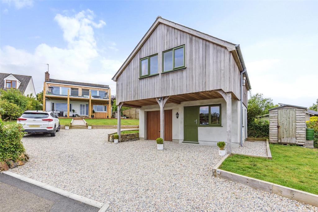 3 bedroom detached house for sale in Stratton, Bude, EX23