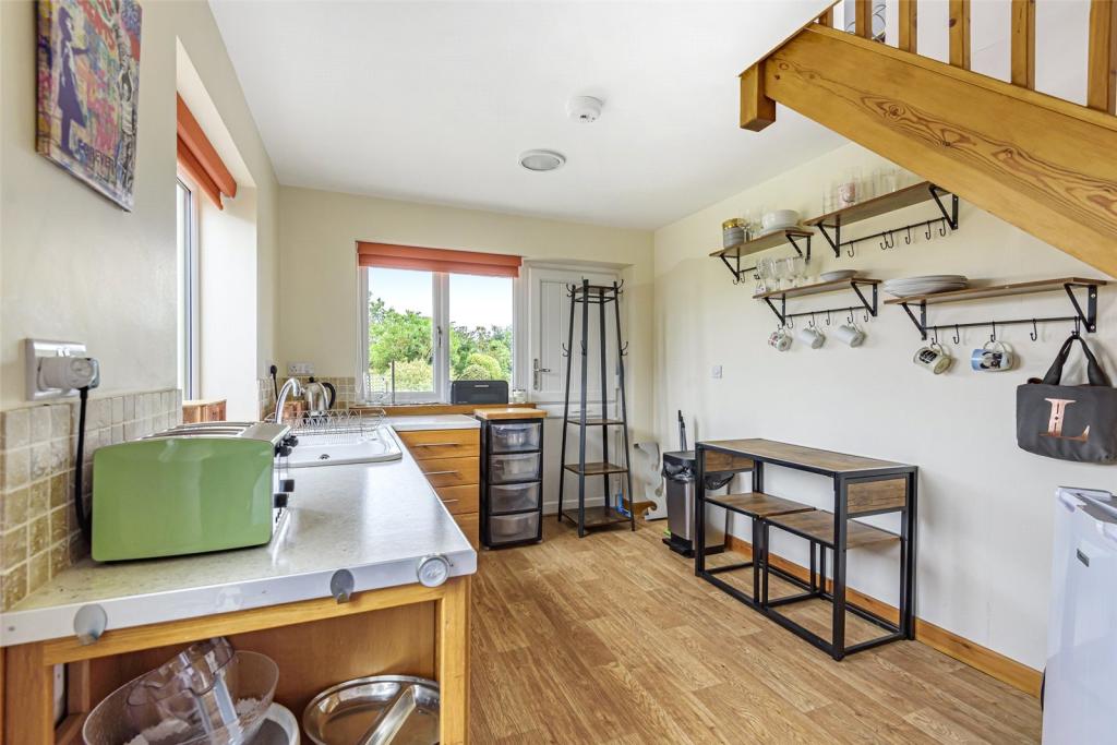 3 bedroom detached house for sale in Stratton, Bude, EX23