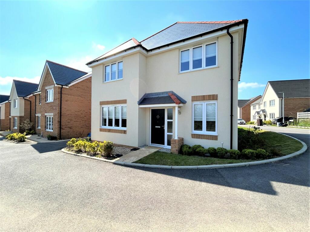 4 bedroom detached house for sale in Bude, Cornwall, EX23