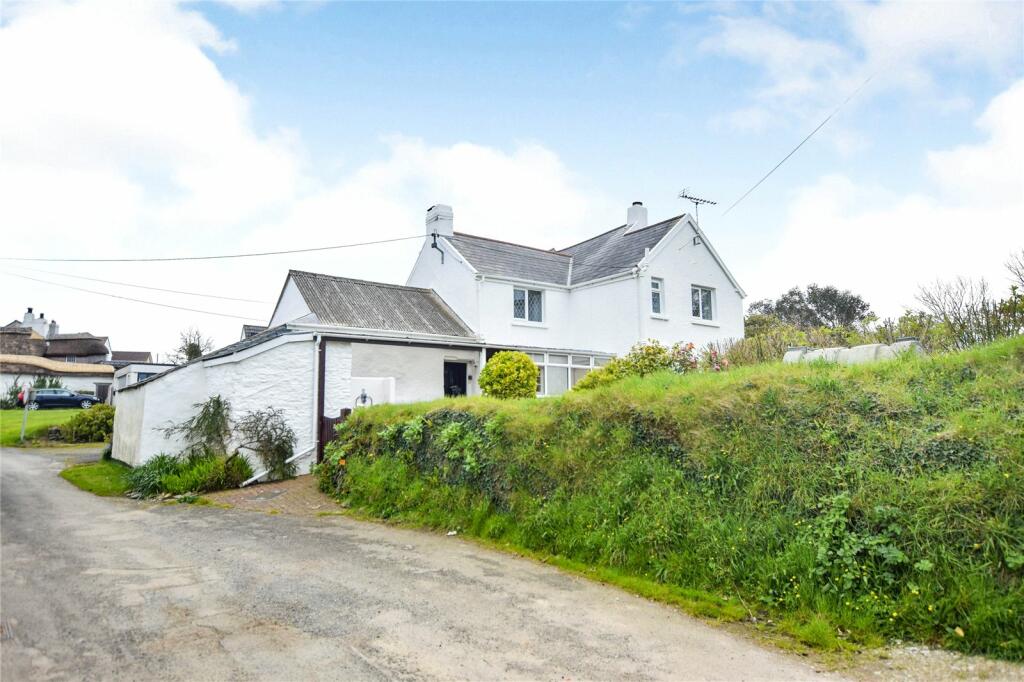 3 bedroom semidetached house for sale in Bude, Cornwall, EX23