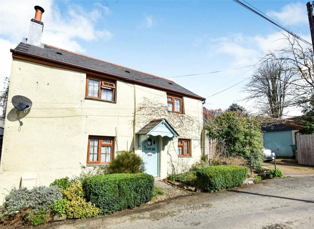 4 bedroom detached house for sale in Stratton, Cornwall, EX23