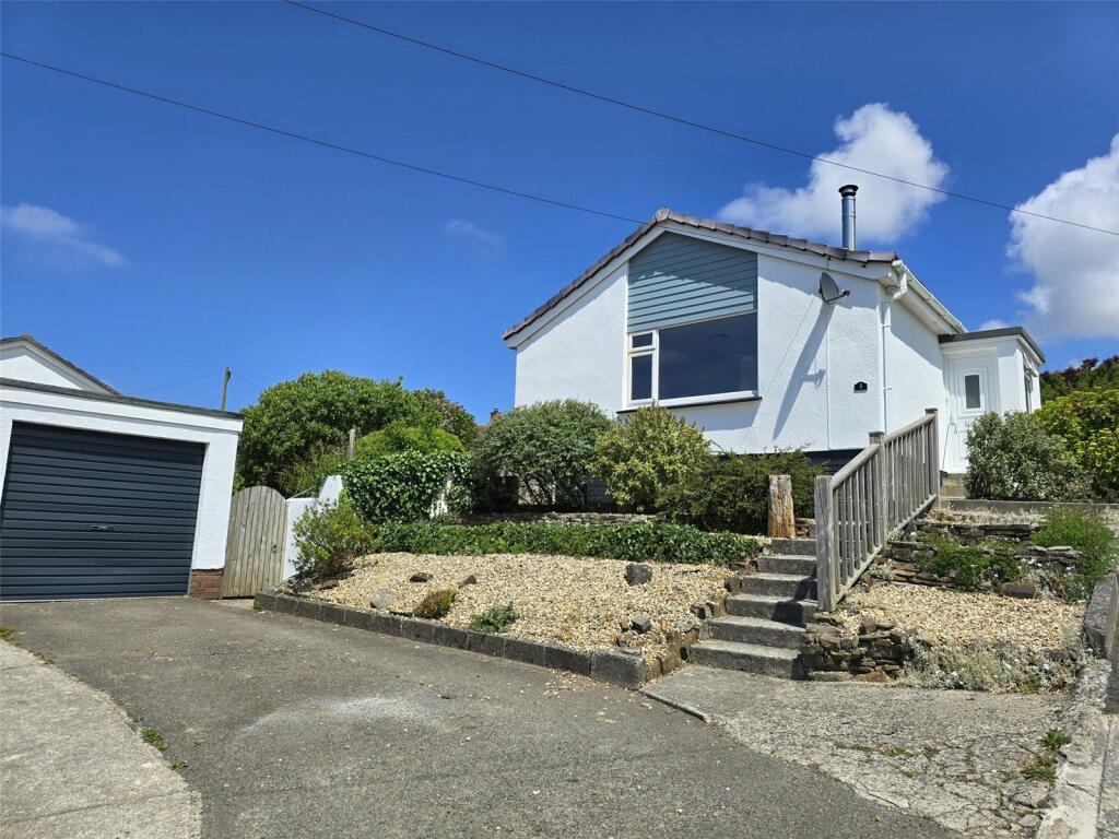 2 bedroom bungalow for sale in Poughill, Bude, EX23