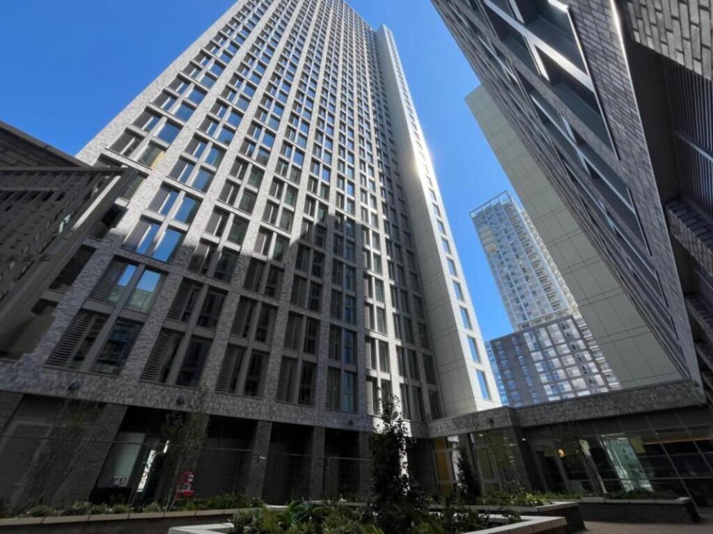 Main image of property: 806 Embankment Exchange
