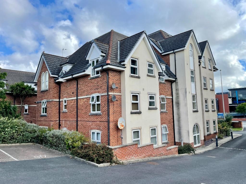 2 bedroom apartment for sale in Whitegate Drive, Blackpool, Lancashire, FY3