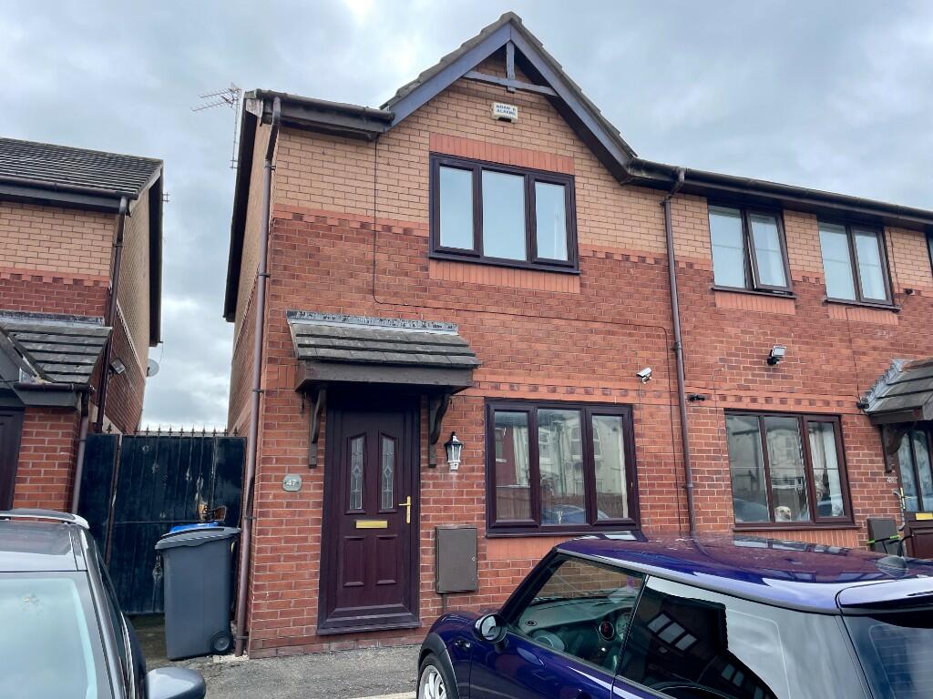 2 bedroom end of terrace house for sale in St. Annes Court, St. Annes