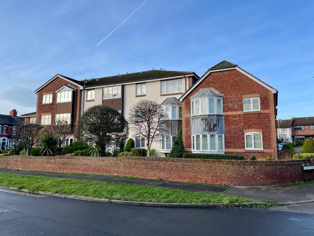 1 bedroom ground floor flat for sale in Forest Gate, Blackpool