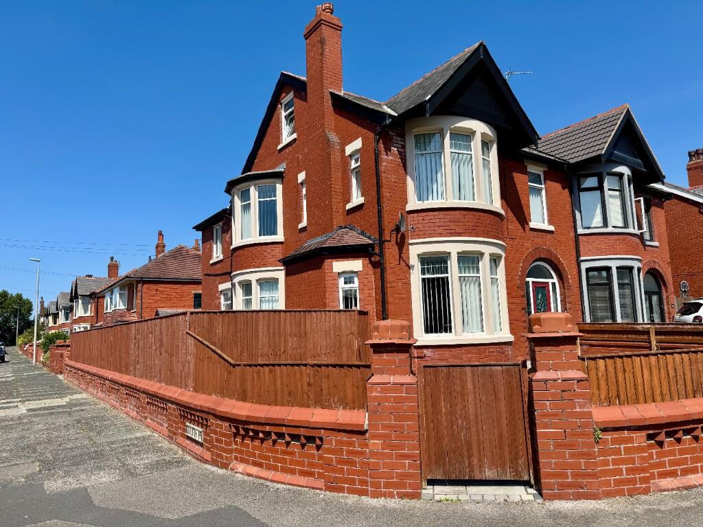 Main image of property: Knowle Avenue, Blackpool, Lancashire, FY2