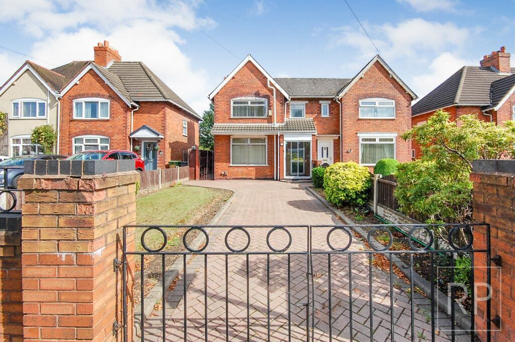 3 bedroom semidetached house for sale in Walker Road, Bloxwich