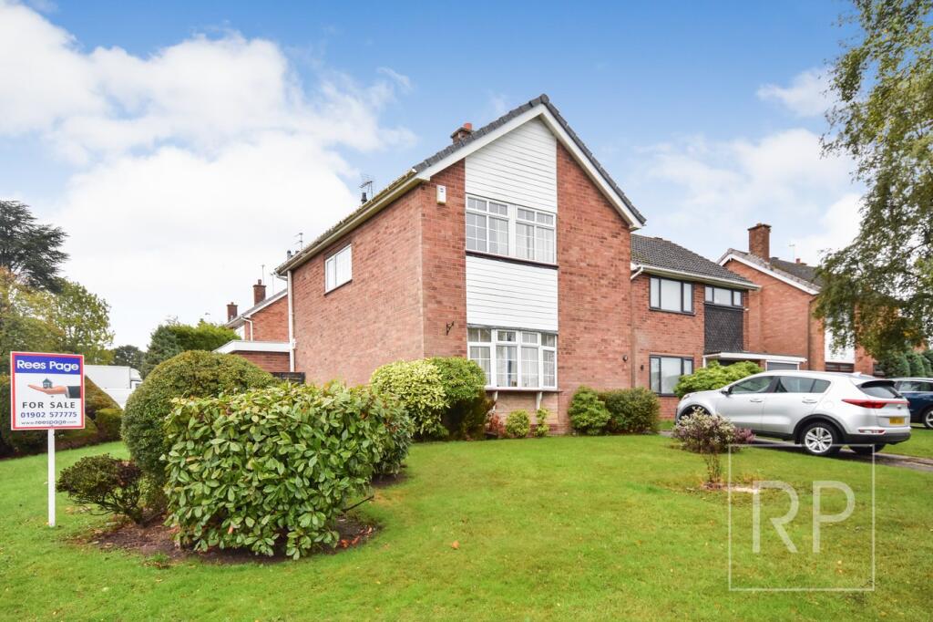 Main image of property: Dunsley Grove, Penn, Wolverhampton, WV4