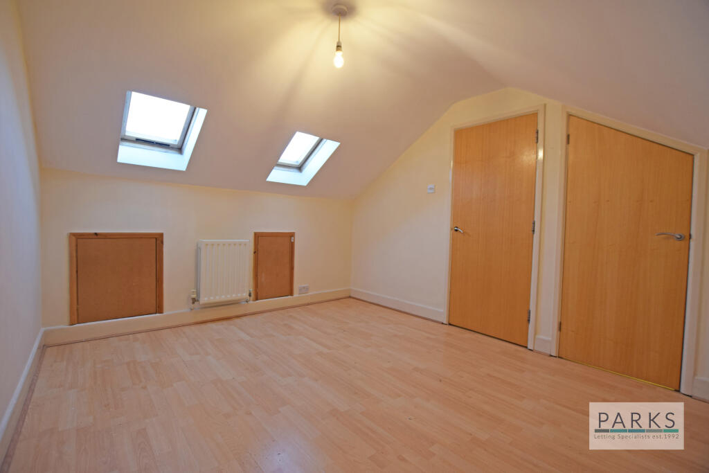 Additional property image - Cambridge Grove, Hove, East Sussex, BN3