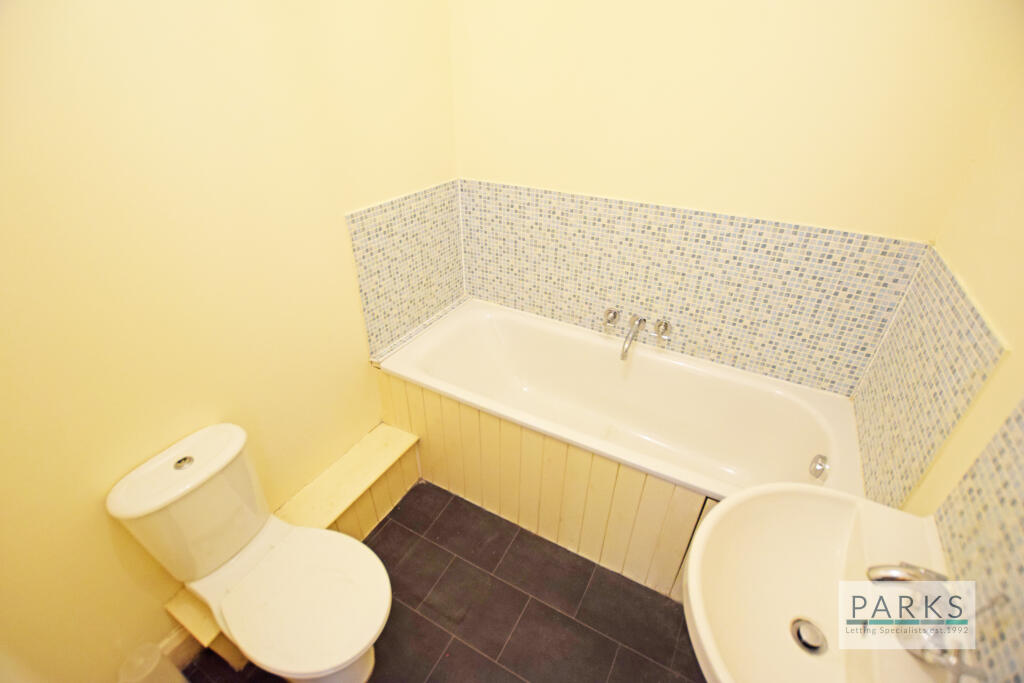 Additional property image - Cambridge Grove, Hove, East Sussex, BN3