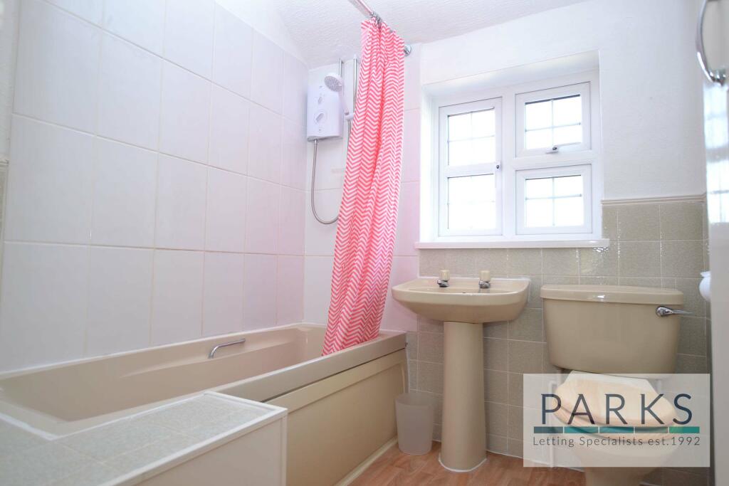 Additional property image - Coombe Road, Brighton, East Sussex, BN2