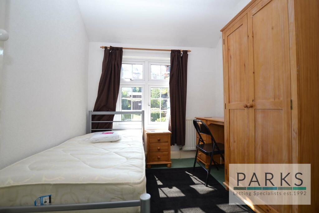 Additional property image - Coombe Road, Brighton, East Sussex, BN2
