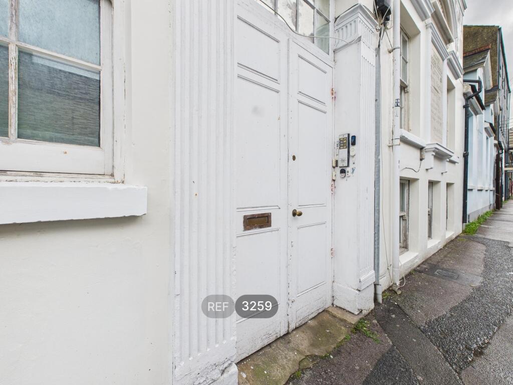 Main image of property: Upper Gardner Street, Brighton, BN1 4AN